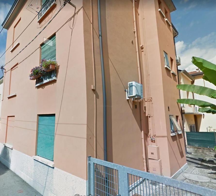 L'Angolo Di Bibi Apartamento Pádua Exterior foto